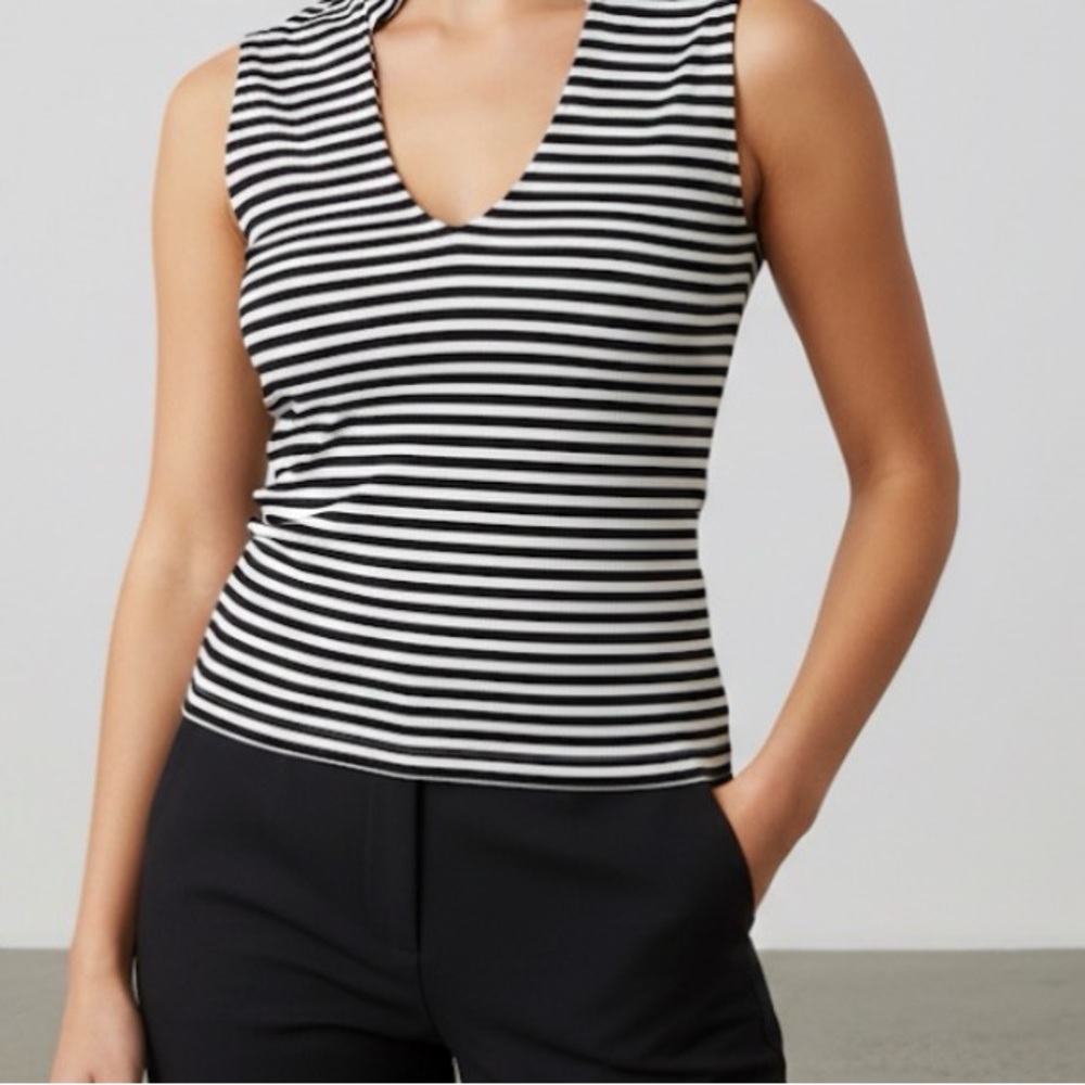 Principles Petite 6 EU 34 Black White Striped V Neck Tank Top